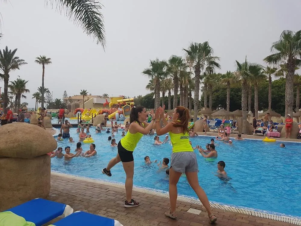 ****  Mediterraneo Bay Hotel & Resort Roquetas de Mar Spanje